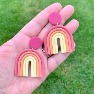 Ronnie Rainbow Earrings Pink